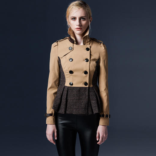 【服饰鞋包】秋季欧洲站女装短款拼接毛呢风衣 肩章双排扣荷叶摆风衣外套 商品图0