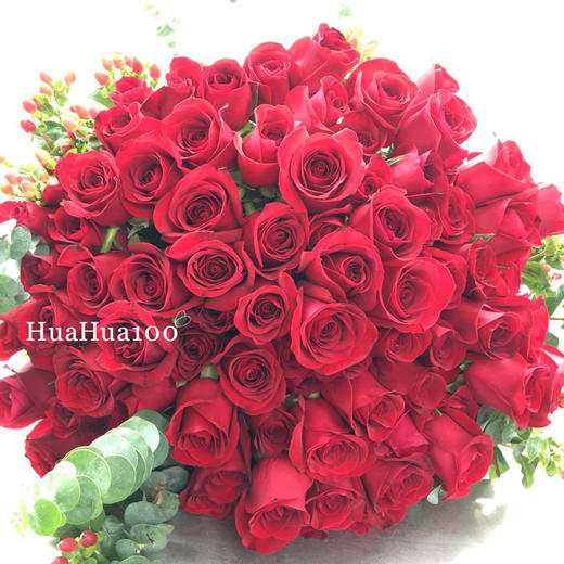 永远爱你丨99朵红玫瑰尤加利叶花束