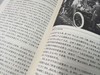 《美国历史十五讲（第二版）》
定价：42元
作者：何顺果 
包装：平装
丛书名： 名家通识讲座书系
出版时间：2007-05-01
ISBN：9787301259382
出版社：北京大学出版社 
版次 商品缩略图2