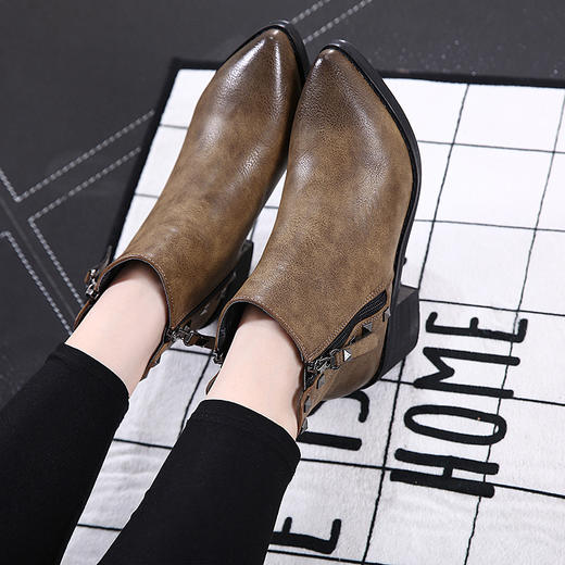 【粗跟女靴】姿色路秋冬新款粗跟女靴 商品图0