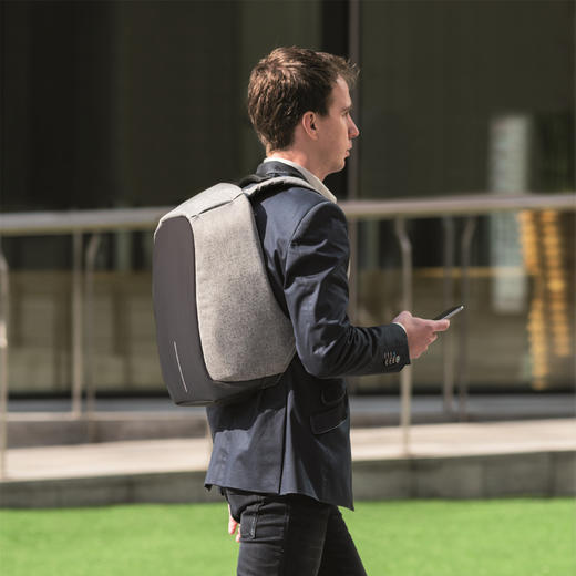 荷兰xd design 蒙马特安全笔记本双肩书包电脑包防盗防水背包 防割丨