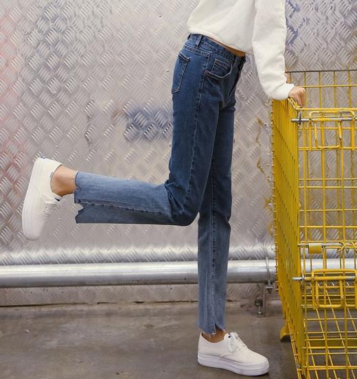 【牛仔阔腿裤】秋季新款韩版弹力显瘦渐变裤脚毛边不规则牛仔微喇阔腿裤牛仔裤女 商品图0