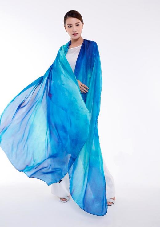 绝代佳人×王小慧  “花之灵”系列真丝斜纹长款丝巾 商品图6