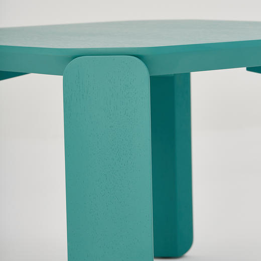 【Inyard】45度桌系列桦木多层板 白橡木实木腿 彩色小方桌 商品图3