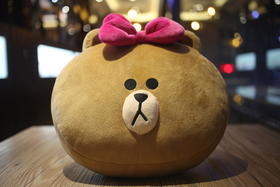 米朵礼物｜LINE FRIENDS CHOCO（丘可）or BROWN（布朗）熊抱枕毛绒抱枕30cm时尚可爱动漫周边靠垫