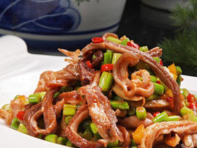 【凤酒飘香】蒜香肚条