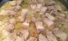 【凤酒飘香】五花肉酸菜锅