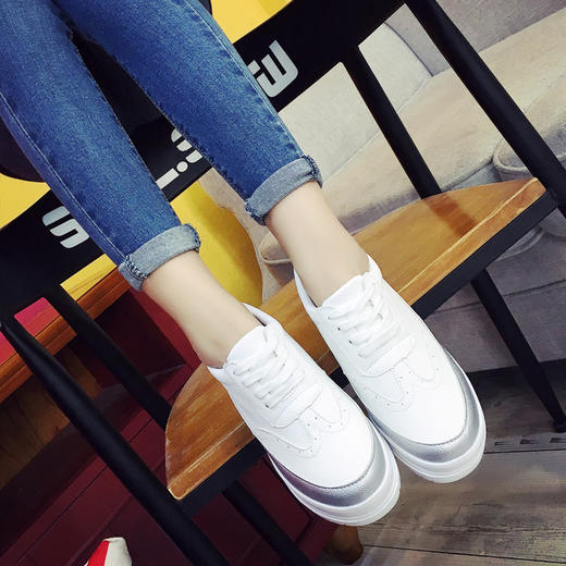 【运动鞋】秋冬新款英伦风板鞋厚底休闲时尚小白鞋潮学生运动鞋 商品图0