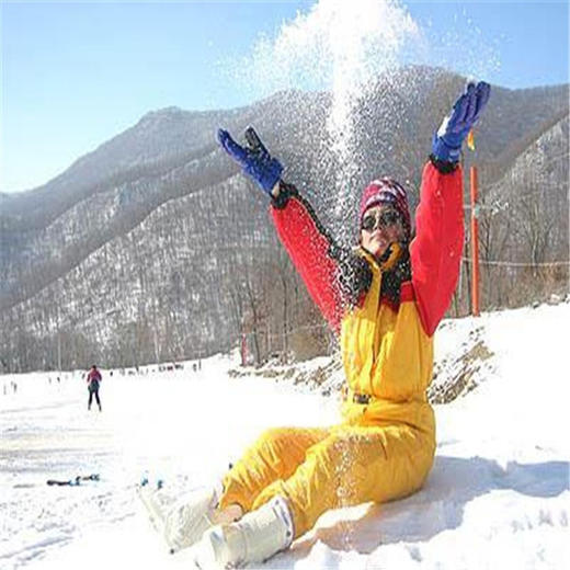 周末1天【怀北滑雪278元】周边热门雪场の在长城脚下滑雪，才是北京冬天的正经事！ 商品图1