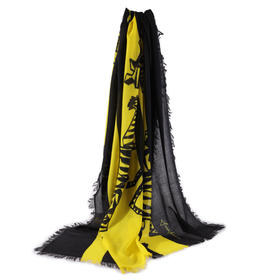 羊绒印花披肩之虎群   JPS16P419N