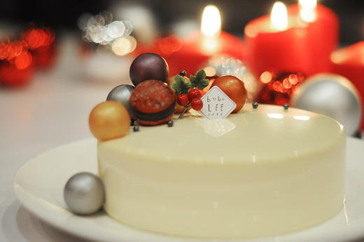 圣诞款白巧克力覆盆子慕斯蛋糕WHITE CHOCOLATE RASPBERRY MOUSSE CAKE  商品图2