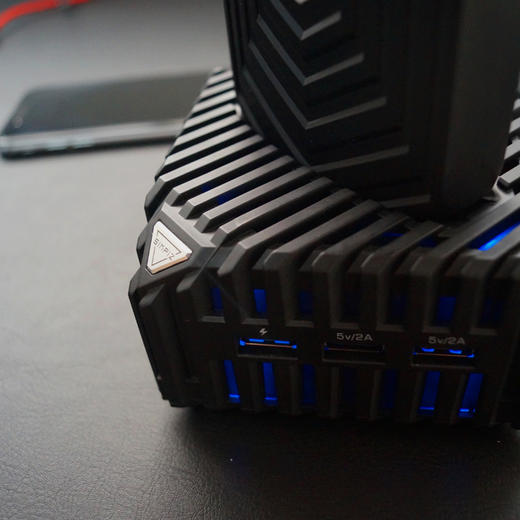 美国SIMPIZ iTron急速自充充电宝 18分钟自充满9000mAh|8重防护|3倍于QC3.0技术 商品图8