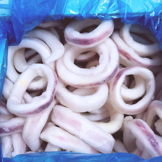 冷冻鲜鱿鱼圈25kg
