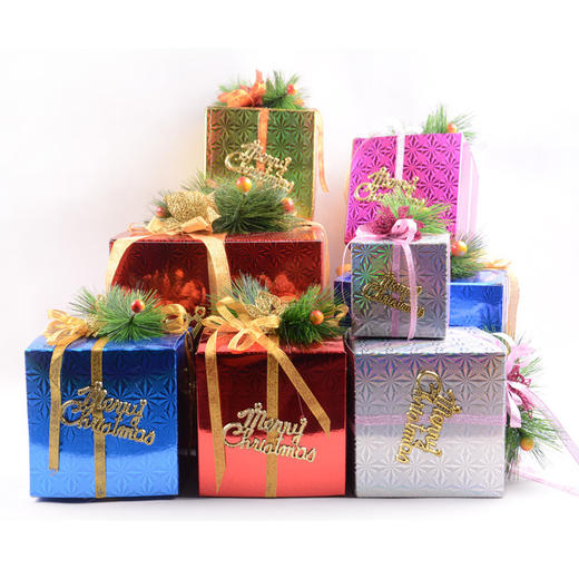 。圣诞节礼盒 包装盒圣诞装饰品圣诞用品圣诞礼品节日摆设场景布置 商品图0