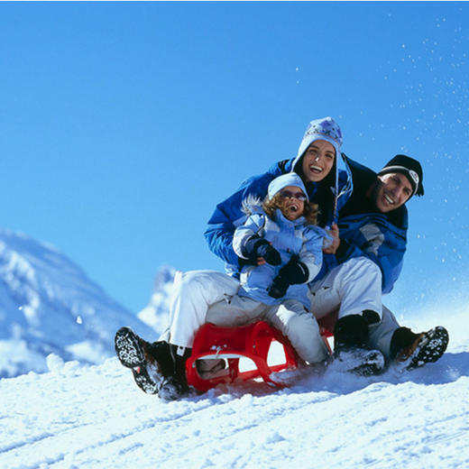 家庭套票兴隆山滑雪场564元家庭滑雪套票乘坐班车