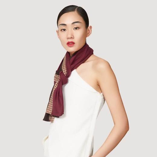 （永久下架）万事利千鸟格语 真丝绒围巾 商品图2