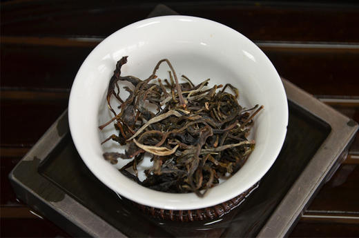 2016年班盆古树散茶灌装120克纯料古树生茶 商品图1