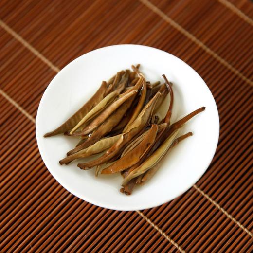 【礼品茶】吉顺号普洱茶银芽白毫龙珠普洱生茶24颗礼盒装200克/盒 商品图4