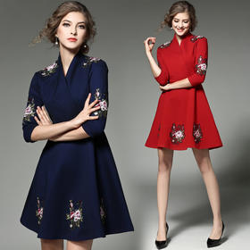 【服饰鞋包】春季新款女装欧美时尚V领七分袖系带重工绣花A字连衣裙