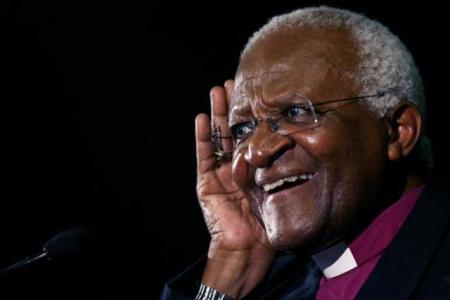 德斯蒙德61图图(desmond tutu,1931)开普敦大主教,于1986年当选