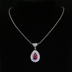 铂金镶钻天然红宝石项链