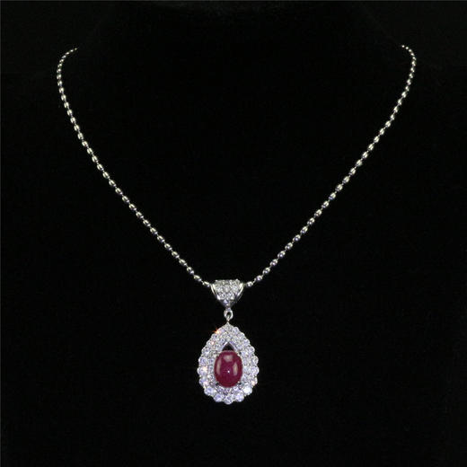 铂金镶钻天然红宝石项链 商品图0