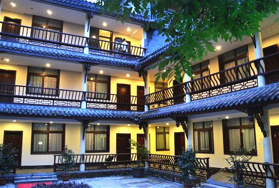 【青城山·睿宏】475元住青城半山园林别墅式酒店!