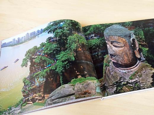 【签名版】《空谷妙相 ——时光里的中国佛窟》袁蓉荪 /四川美术出版社/精装 商品图7