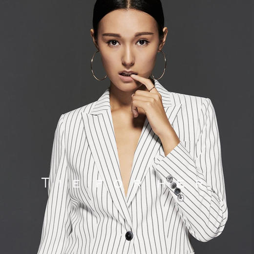 TF004 灰白条纹单排扣 西装 商品图2