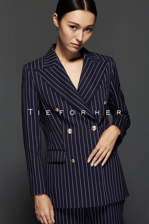 TF028 藏青色条纹双排扣 西装 商品图1