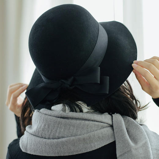 网易严选精致蝴蝶结宽檐毛毡帽