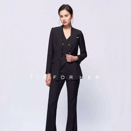 TF064 黑色三件套件套西装 商品图0