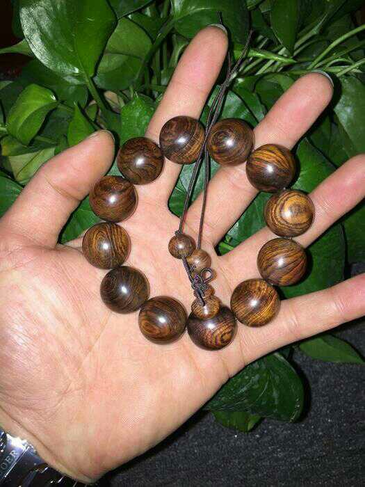 海南黄花梨2.0cm12颗商品编号:1377508881