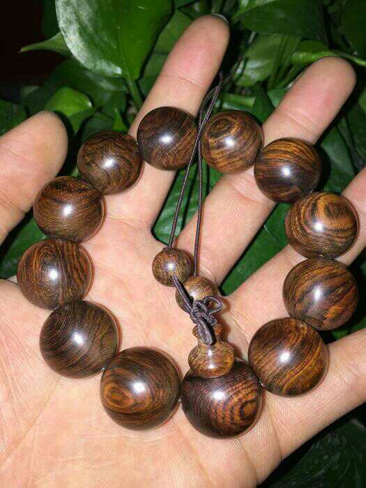 海南黄花梨2.0cm12颗商品编号:1377508881