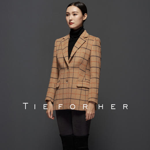 TF055粗纺浅驼格纹单排上衣 商品图1