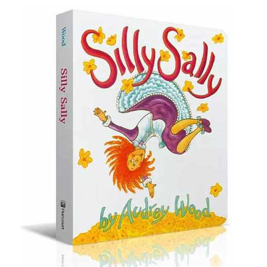 英文原版 Silly Sally 倒着走的女孩 廖采杏亲子共读 儿童纸板书 商品图0