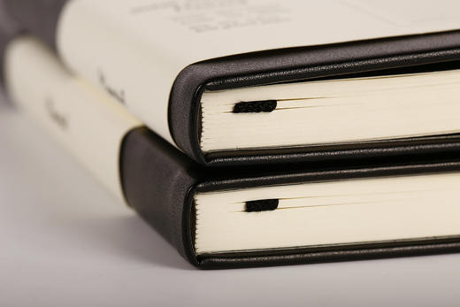 读者·书房“moment”黑色皮面通款笔记本（C6\C7 两种尺寸） 商品图7