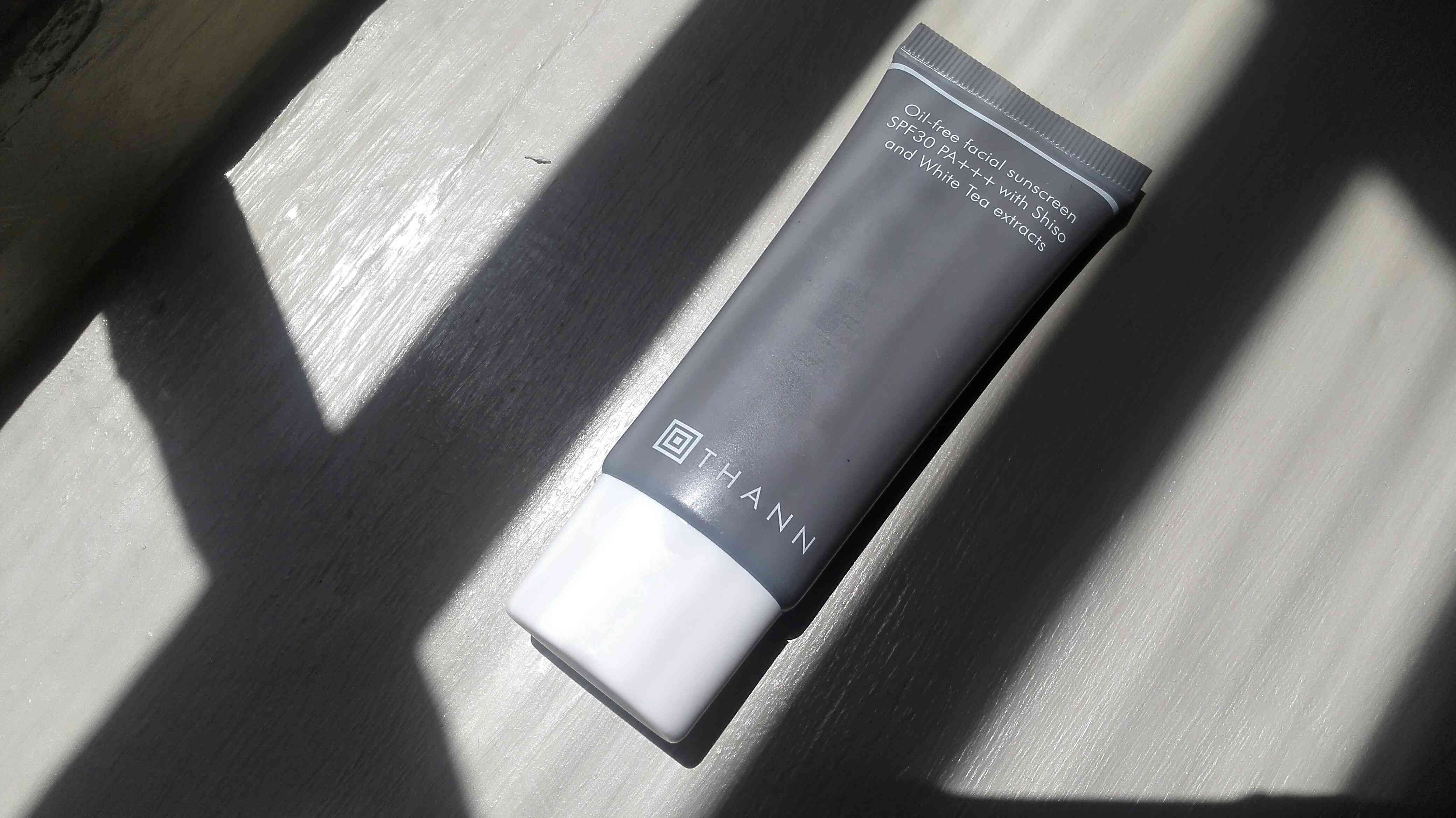 SPF 30+++thann紫苏防晒液，清爽／透气／不泛白／