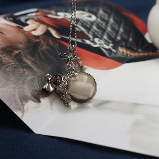 蝴蝶结锁骨链  天然粉晶/东陵玉/茶晶/白水晶精油瓶 多款可选 精油项链s925银链 商品图3