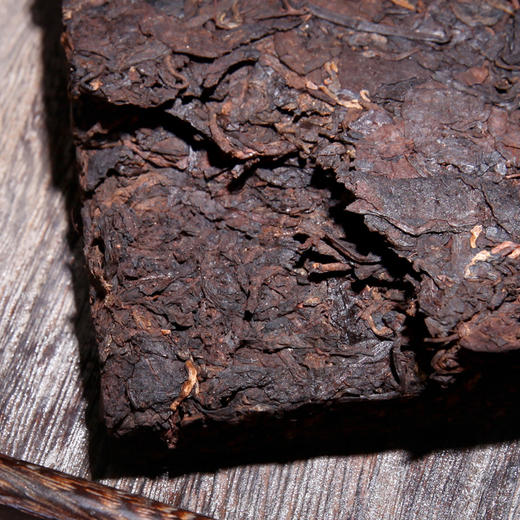 吉顺号2013年普洱茶《紫如意》紫芽茶砖250g/砖 商品图5