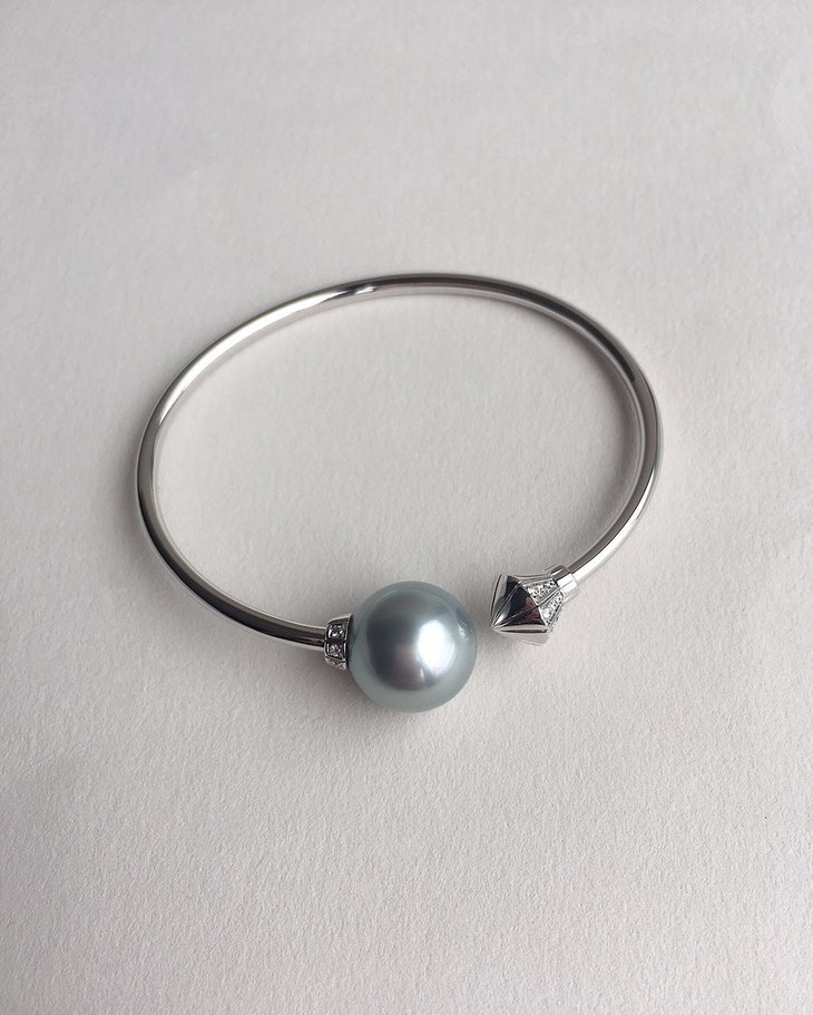 直径13.0mm天然灰色大溪地珍珠手镯