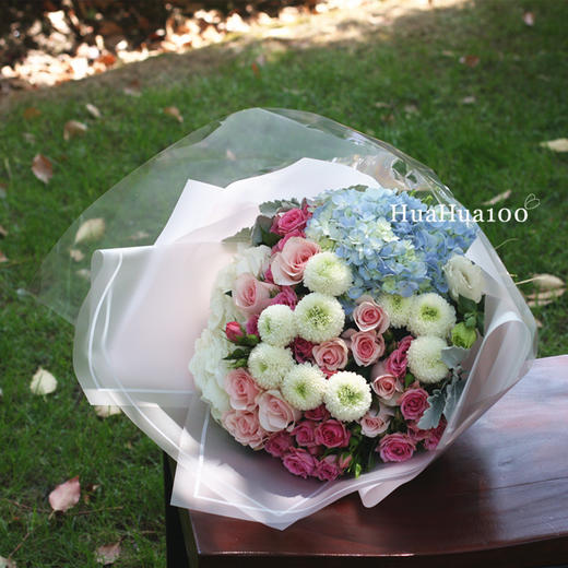 幸福摩天轮丨11朵粉玫瑰蓝绣球乒乓菊混合花束 商品图2