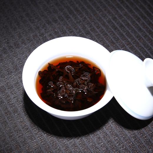 吉顺号 云南普洱熟茶2017年春茶《六大茶山》组合装200g*6饼/箱 商品图3