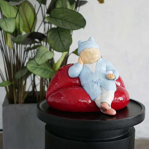 稀奇艺术|瞿广慈限量款雕塑作品《我想你了》 商品图0