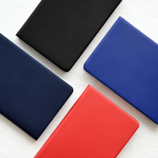 三年二班磨砂皮面本学生笔记本文具随身空白本子简约创意记事本z