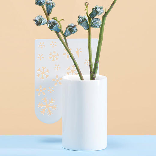 哲品 四时·冬花器现代简约插花摆件创意陶瓷花瓶客厅台面装饰 商品图2
