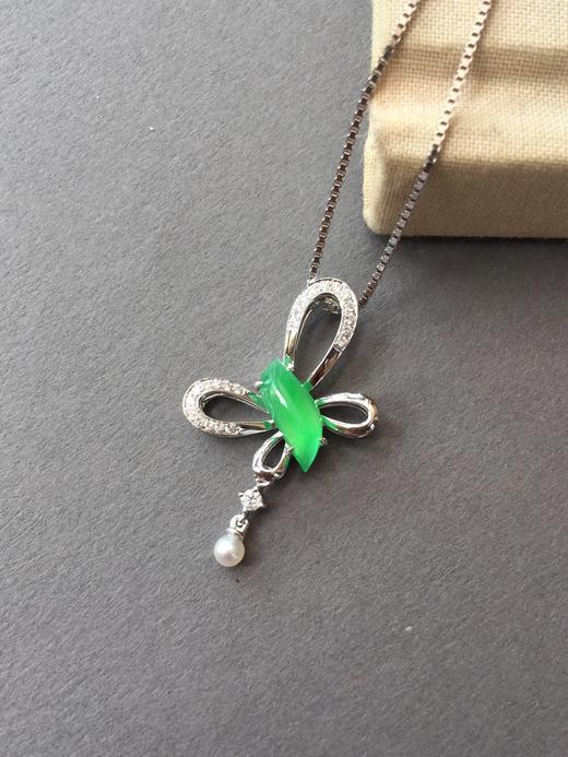 18k白金钻石镶嵌冰种阳绿翡翠蝴蝶 商品图0