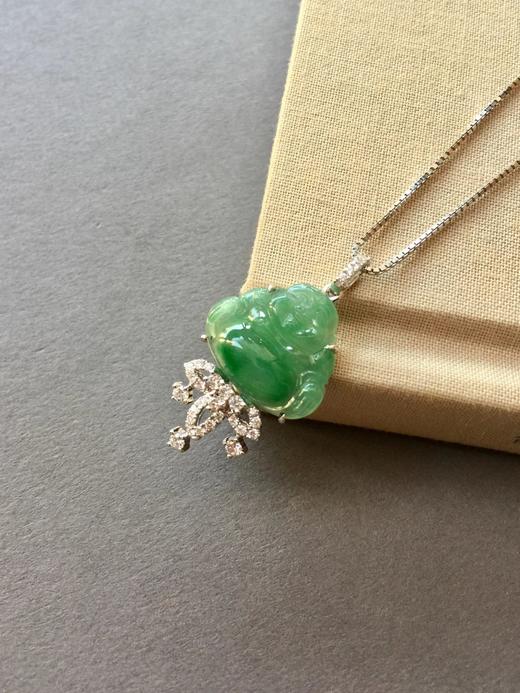 花开见佛-翡翠冰种阳绿肚子俏色弥勒佛 商品图2