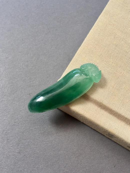 翡翠冰种飘绿福瓜 商品图1