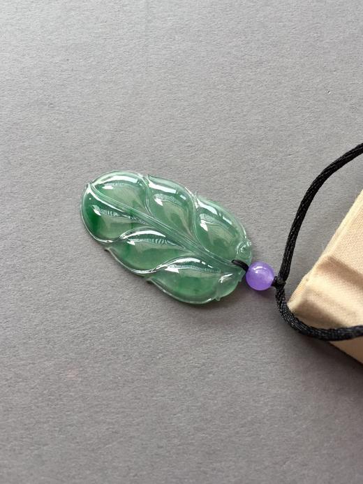 翡翠冰种飘阳绿叶子 商品图2